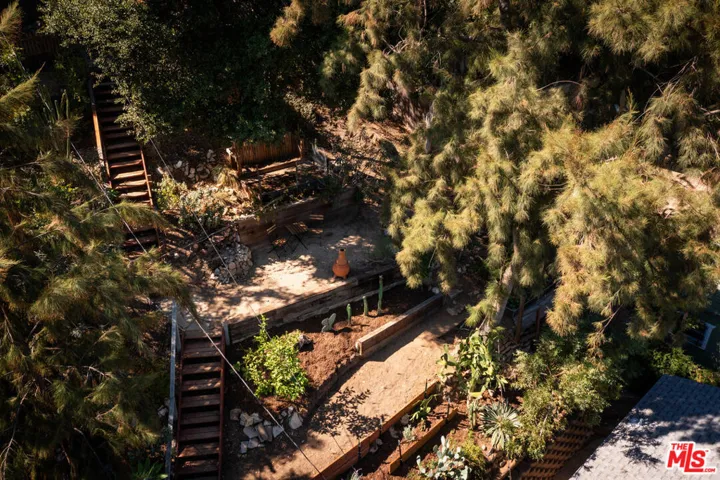 248 Furness Avenue, Los Angeles, California 90042