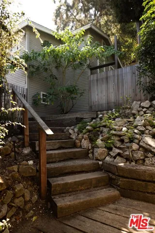 248 Furness Avenue, Los Angeles, California 90042