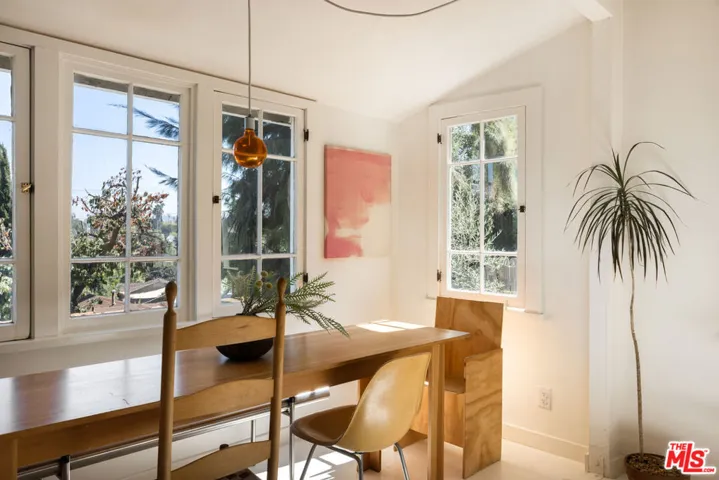 248 Furness Avenue, Los Angeles, California 90042