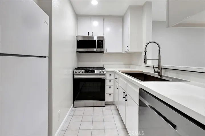 508 Orange Blossom, Irvine, California 92618