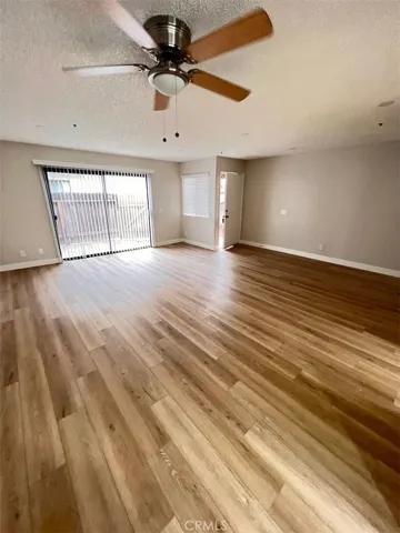 520 E Walnut Street, Santa Ana, California 92701
