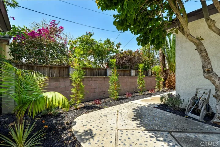 2531 N Studebaker Road, Long Beach, California 90815