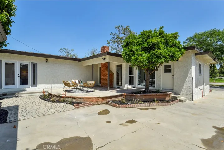 2531 N Studebaker Road, Long Beach, California 90815
