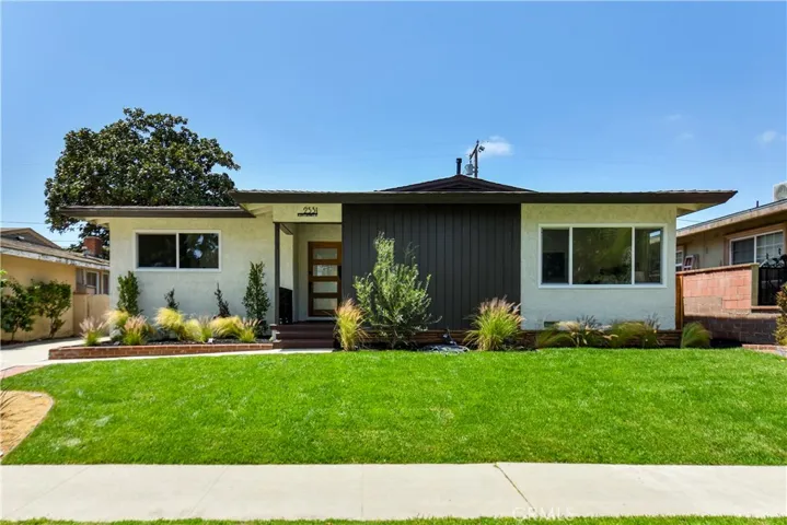 2531 N Studebaker Road, Long Beach, California 90815