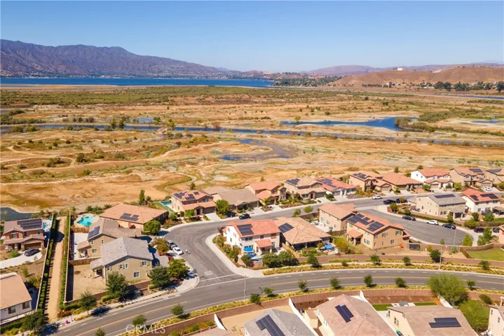 29222 Royal Aberdeen, Lake Elsinore, California 92530