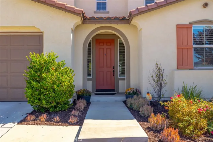 29222 Royal Aberdeen, Lake Elsinore, California 92530