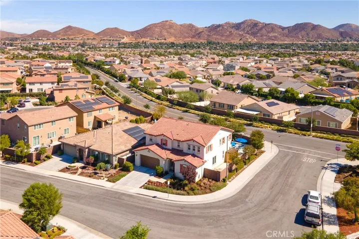 29222 Royal Aberdeen, Lake Elsinore, California 92530