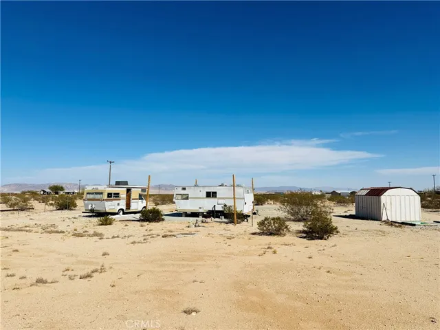 1188 Mile Square Road, Joshua Tree, California 92252