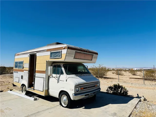 1188 Mile Square Road, Joshua Tree, California 92252