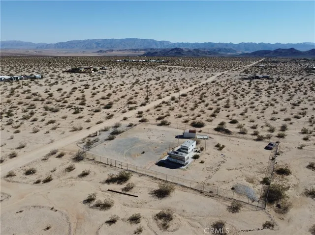 1188 Mile Square Road, Joshua Tree, California 92252