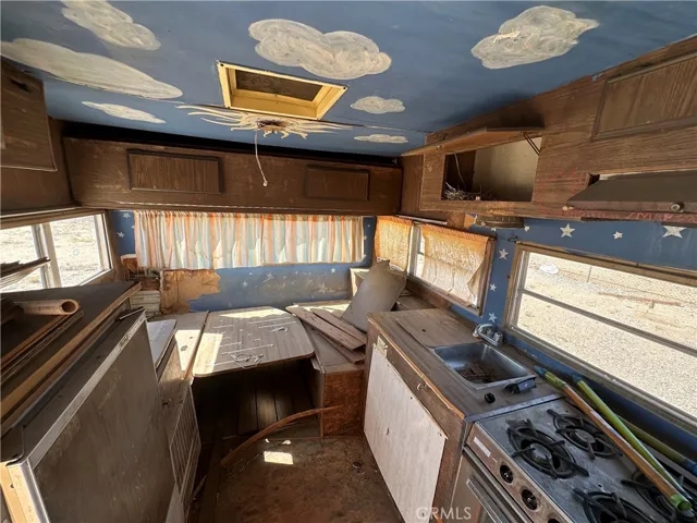 1188 Mile Square Road, Joshua Tree, California 92252