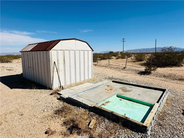 1188 Mile Square Road, Joshua Tree, California 92252