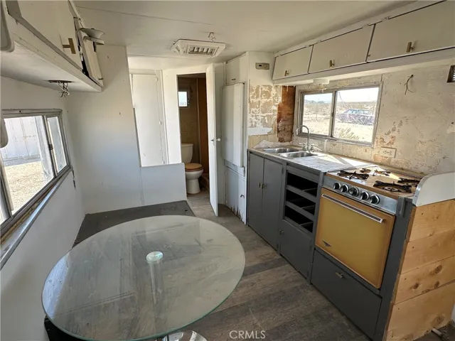 1188 Mile Square Road, Joshua Tree, California 92252