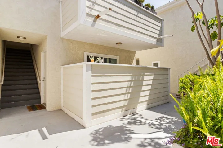 1535 Granville Avenue 107, Los Angeles, California 90025