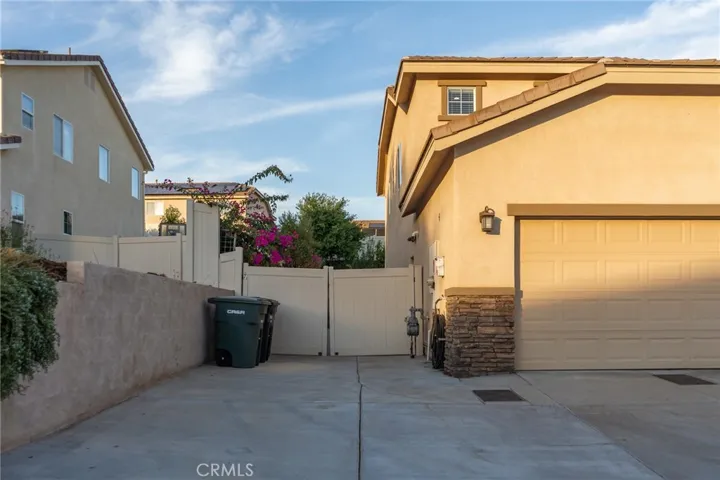 154 Coyote Court, Calimesa, California 92320