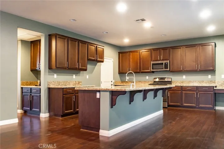 154 Coyote Court, Calimesa, California 92320