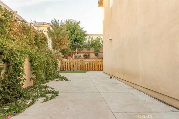 154 Coyote Court, Calimesa, California 92320