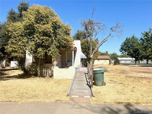 415 W 25th Street, Merced, California 95340