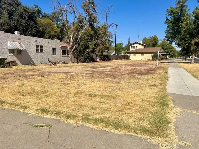415 W 25th Street, Merced, California 95340