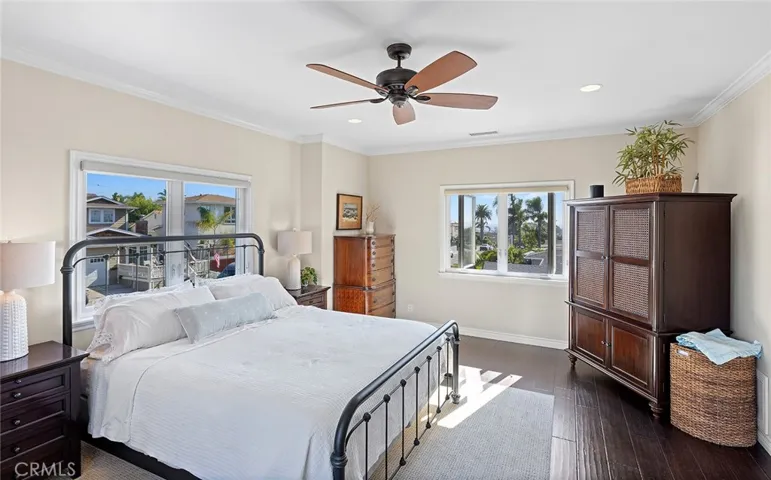 150 W Avenida San Antonio, San Clemente, California 92672