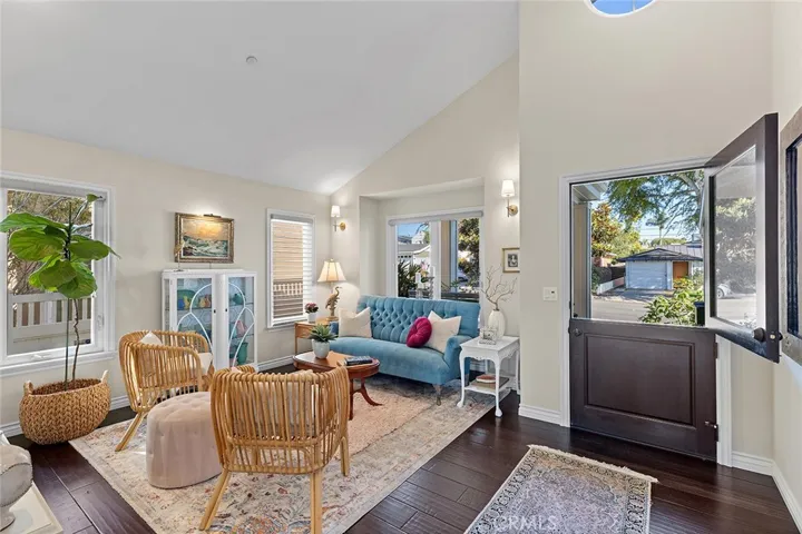 150 W Avenida San Antonio, San Clemente, California 92672