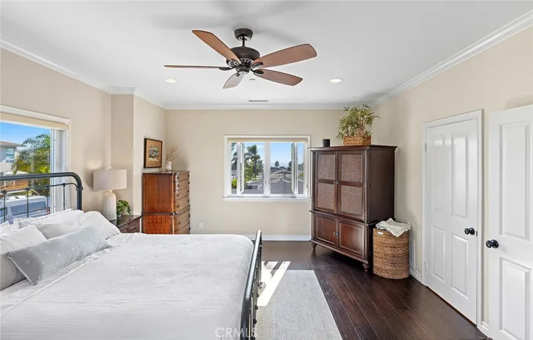 150 W Avenida San Antonio, San Clemente, California 92672