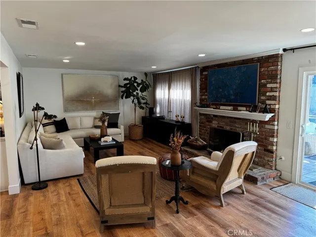 2777 Lorenzo Avenue, Costa Mesa, California 92626