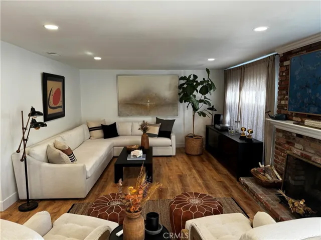 2777 Lorenzo Avenue, Costa Mesa, California 92626