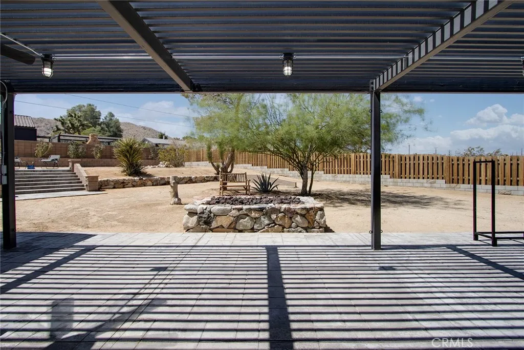 7320 Sherwood Road, Joshua Tree, California 92252 home-pic-33