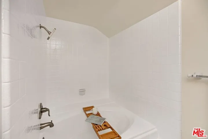 6808 E Georgetown Circle, Anaheim Hills, California 92807