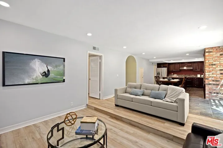 6808 E Georgetown Circle, Anaheim Hills, California 92807
