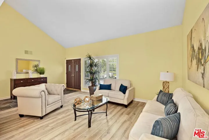 6808 E Georgetown Circle, Anaheim Hills, California 92807