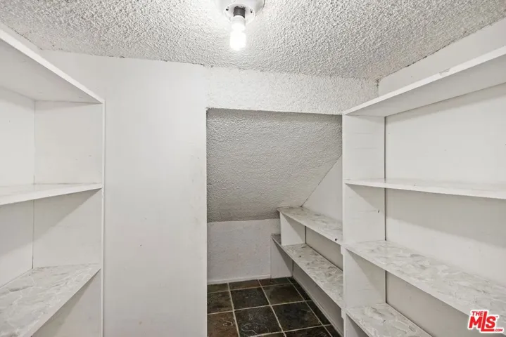 6808 E Georgetown Circle, Anaheim Hills, California 92807
