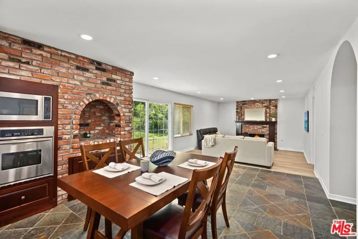 6808 E Georgetown Circle, Anaheim Hills, California 92807
