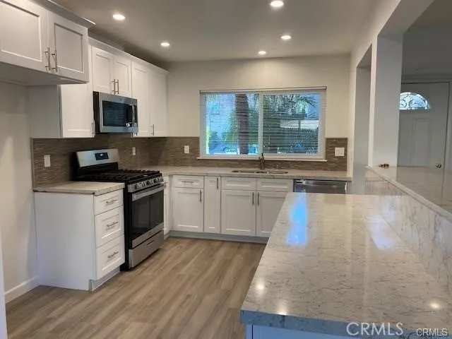 1869 Tipperary Lane, Newbury Park, California 91320