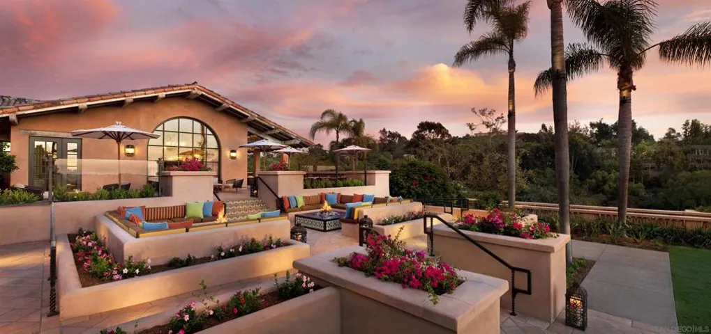 6122 Calle Valencia 2b-8, Rancho Santa Fe, California 92067