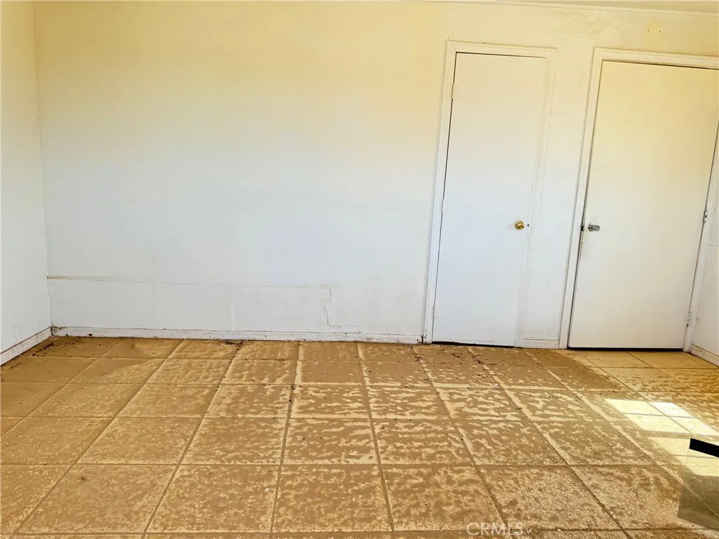 81118 Screech Owl Road, 29 Palms, California 92277 home-pic-3