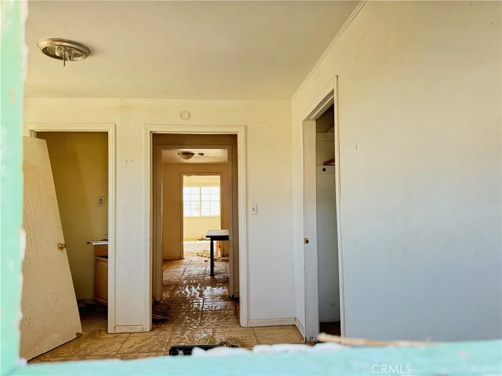 81118 Screech Owl Road, 29 Palms, California 92277 home-pic-2