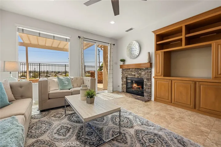 3733 Camino Cermenon, Yorba Linda, California 92886