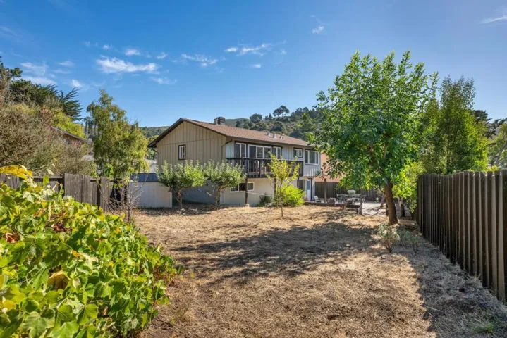 17 Tioga Way, Pacifica, California 94044