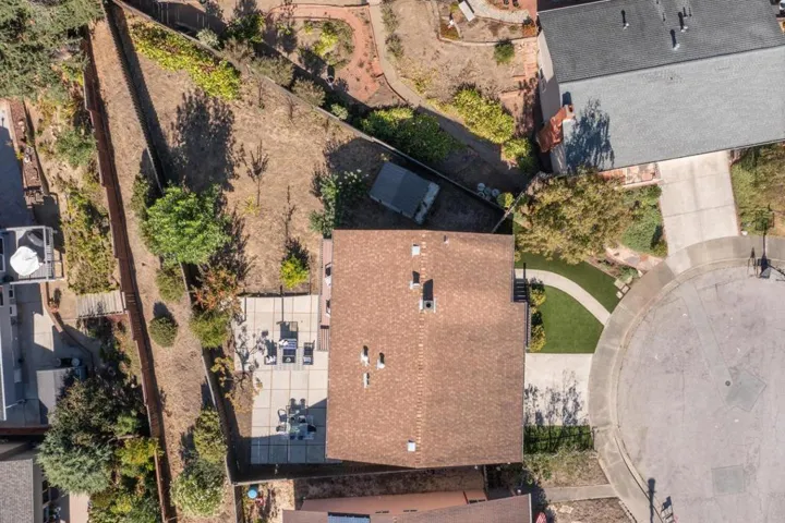 17 Tioga Way, Pacifica, California 94044