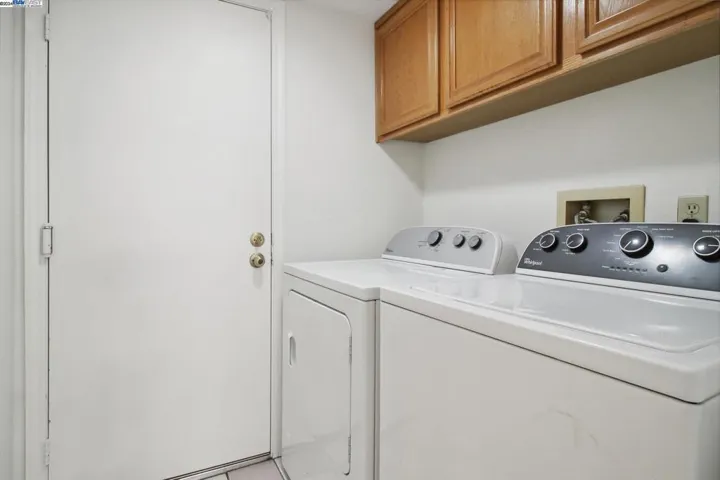 6248 Jarvis Ave, Newark, California 94560-1243