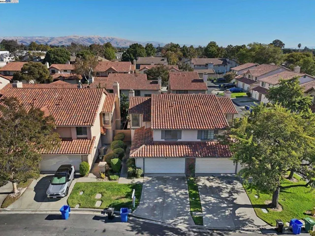 6248 Jarvis Ave, Newark, California 94560-1243