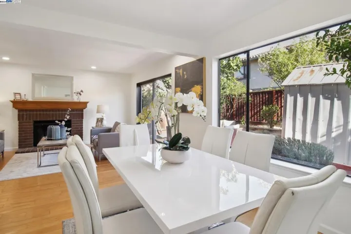 6248 Jarvis Ave, Newark, California 94560-1243
