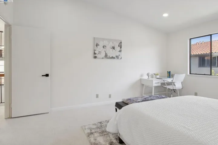 6248 Jarvis Ave, Newark, California 94560-1243