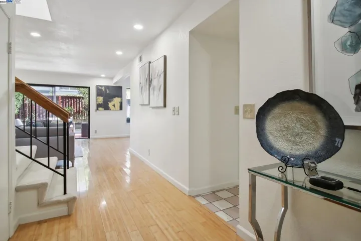 6248 Jarvis Ave, Newark, California 94560-1243
