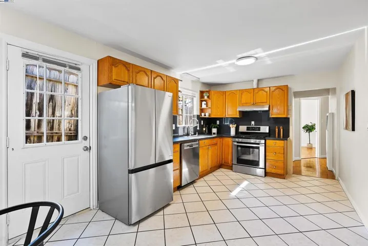 24540 Margaret Dr, Hayward, California 94542