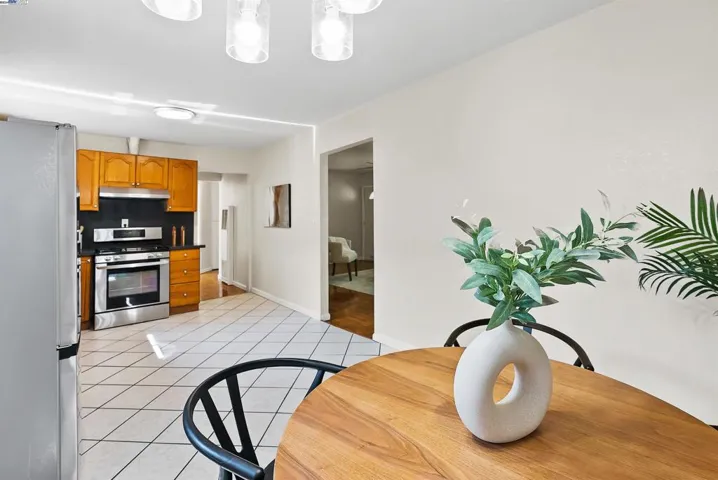 24540 Margaret Dr, Hayward, California 94542