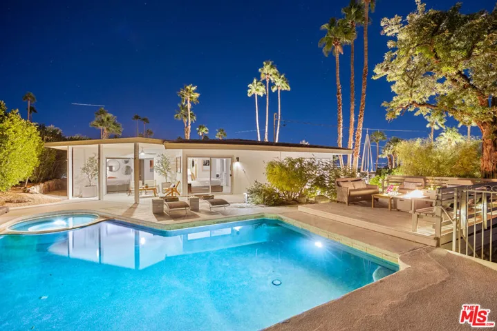 901 W Via Livorno, Palm Springs, California 92262