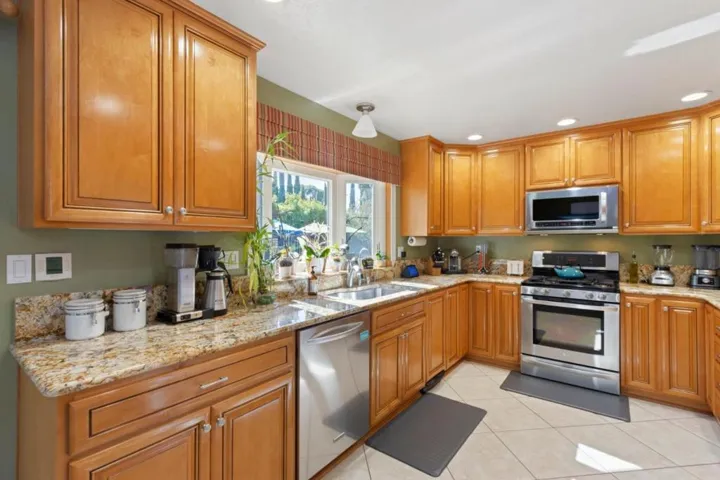 3592 Sunnygate Court, San Jose, California 95117